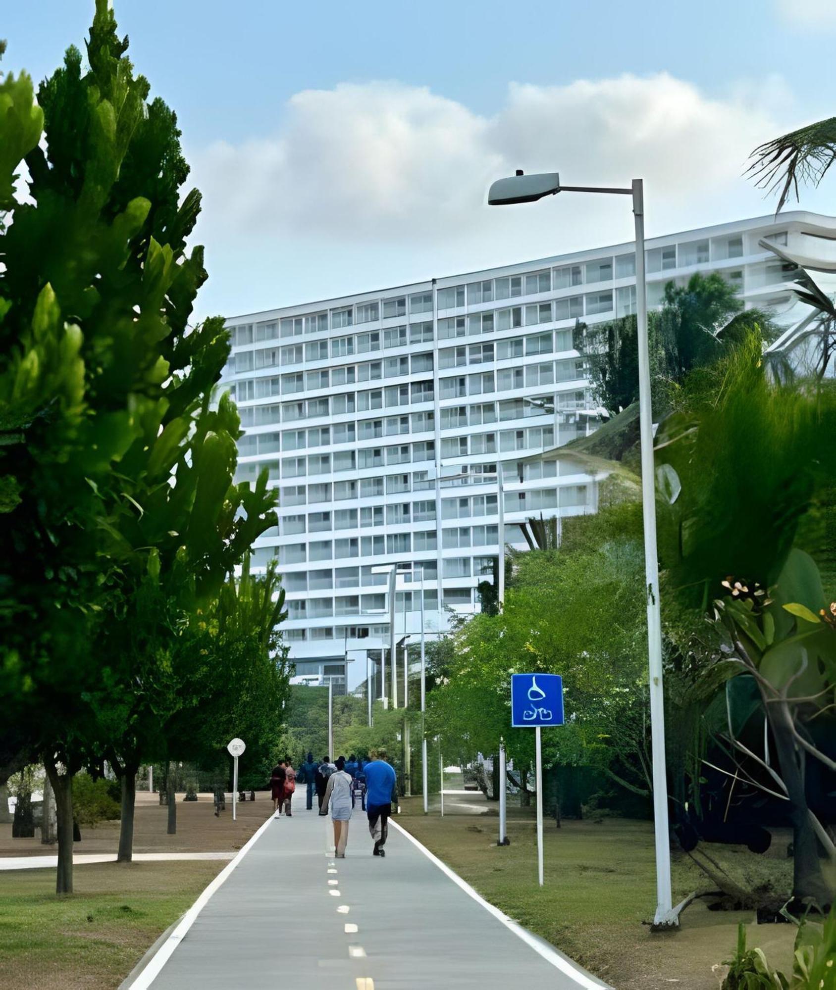 Frente Al Mar En 1404 Cartagena